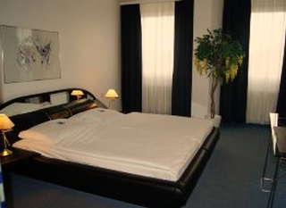Berliner Baer 3* Berlino